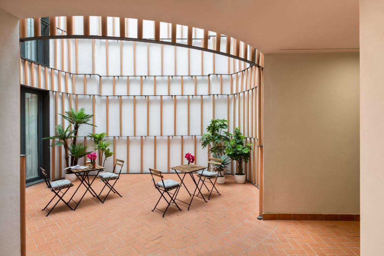 Avanti Azahar, En Un Barrio Con Encanto * Séville